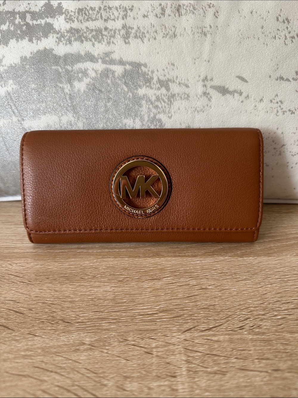 Michael Kors Tan Leather Key & Card Holder with Gold MK Emblem